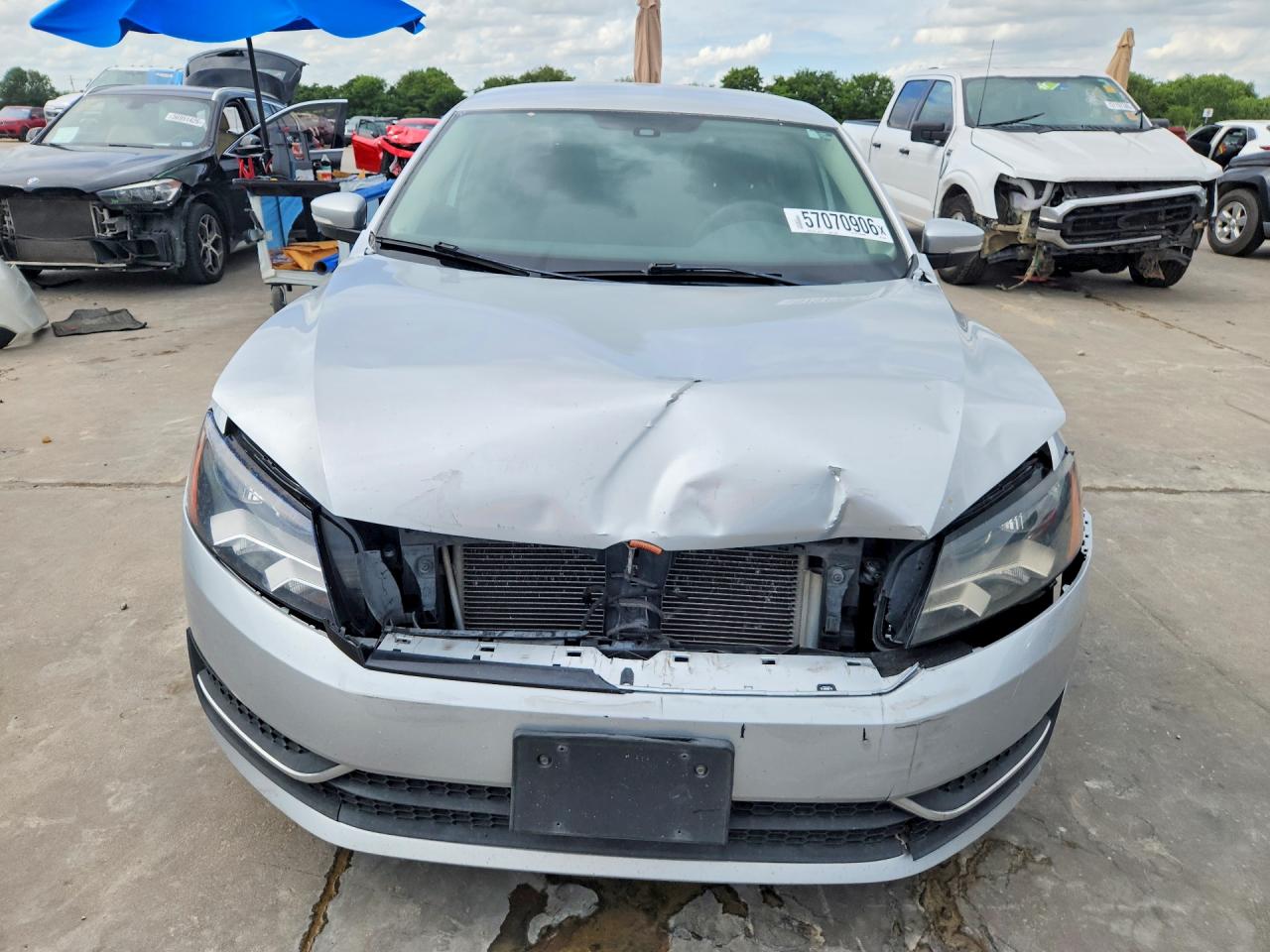 2013 VOLKSWAGEN PASSAT