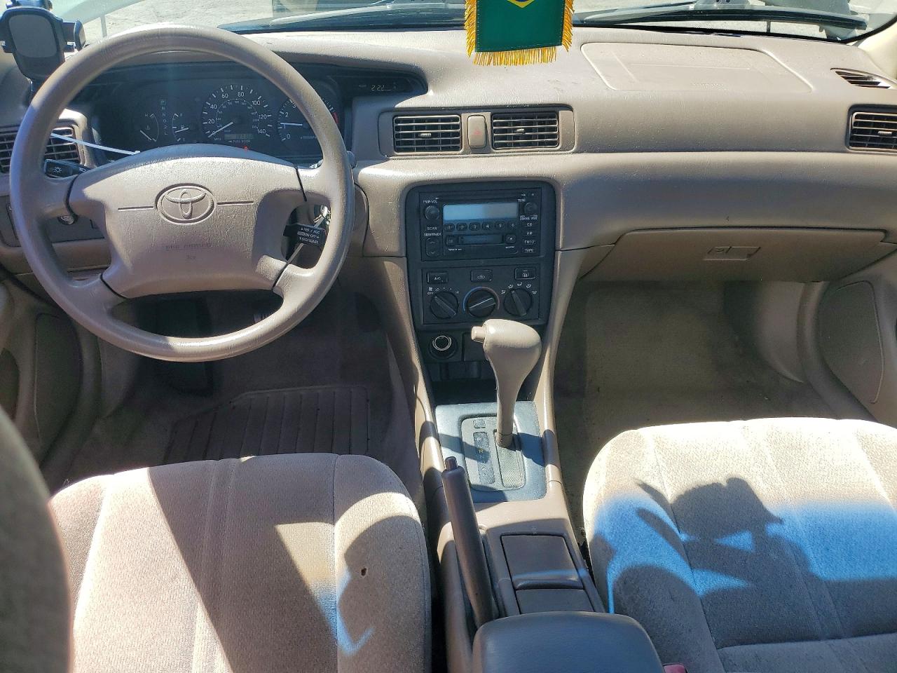 2000 TOYOTA CAMRY