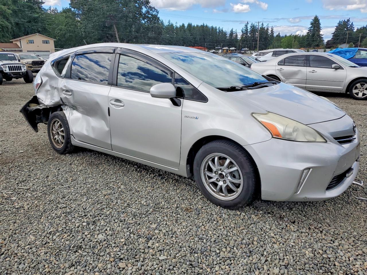 2013 TOYOTA PRIUS