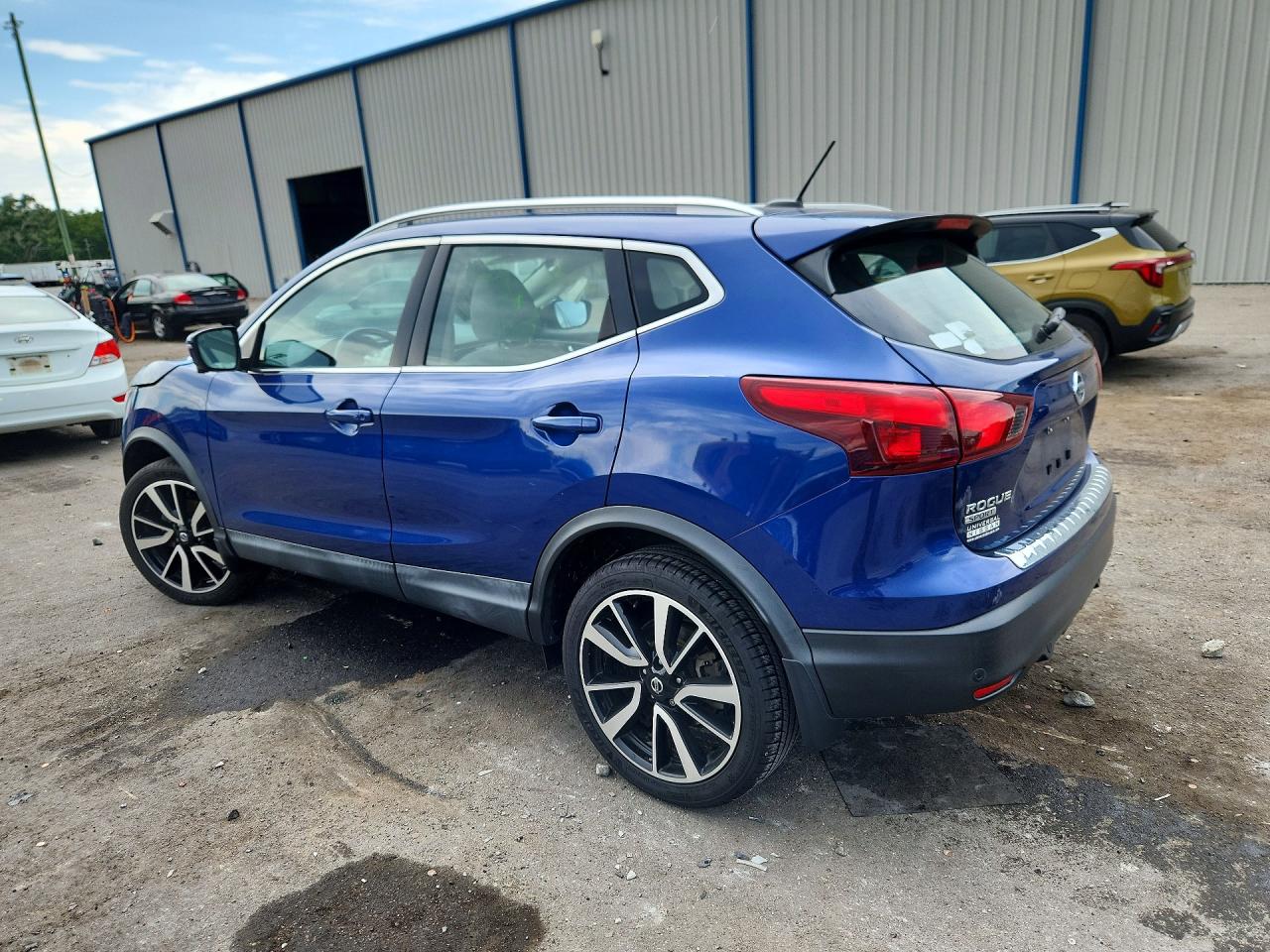 2019 NISSAN ROGUE