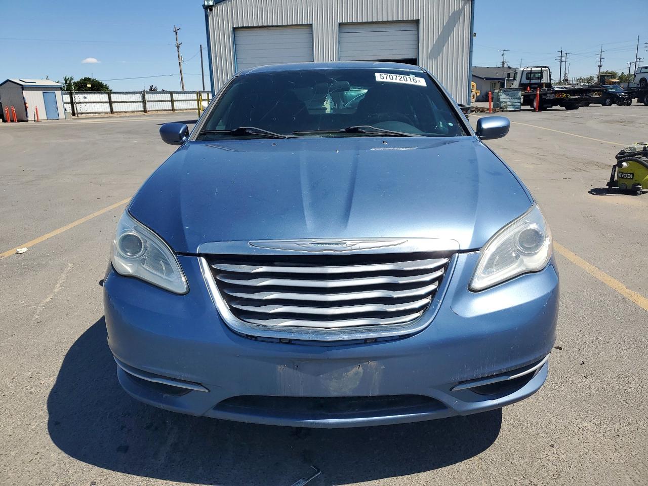 2011 CHRYSLER 200