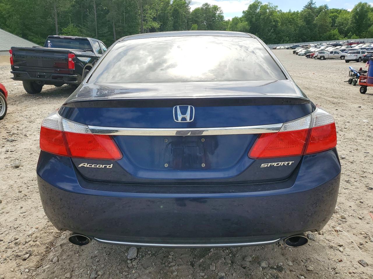 2015 HONDA ACCORD