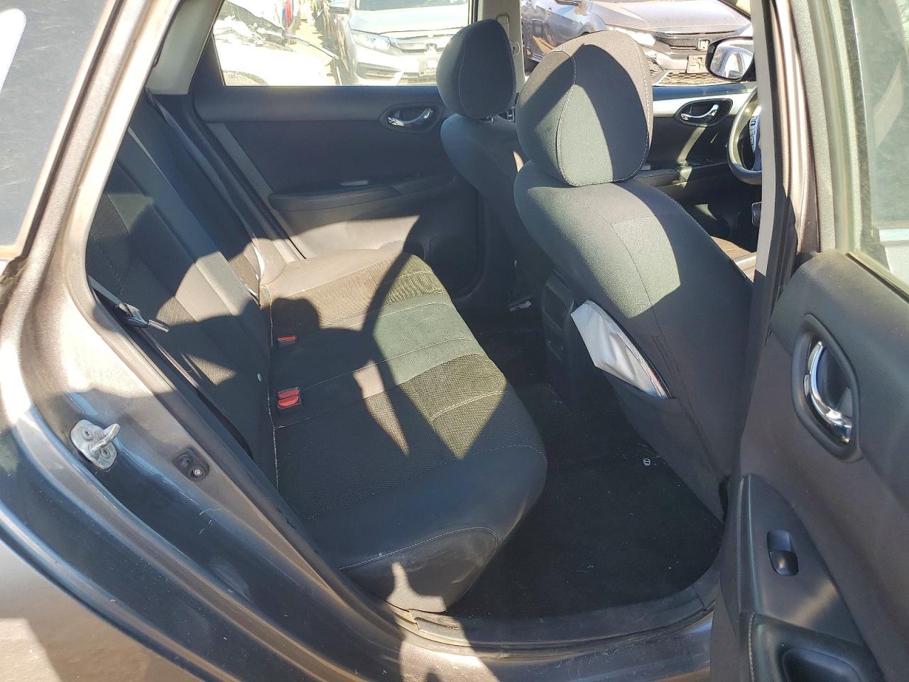 2016 NISSAN SENTRA