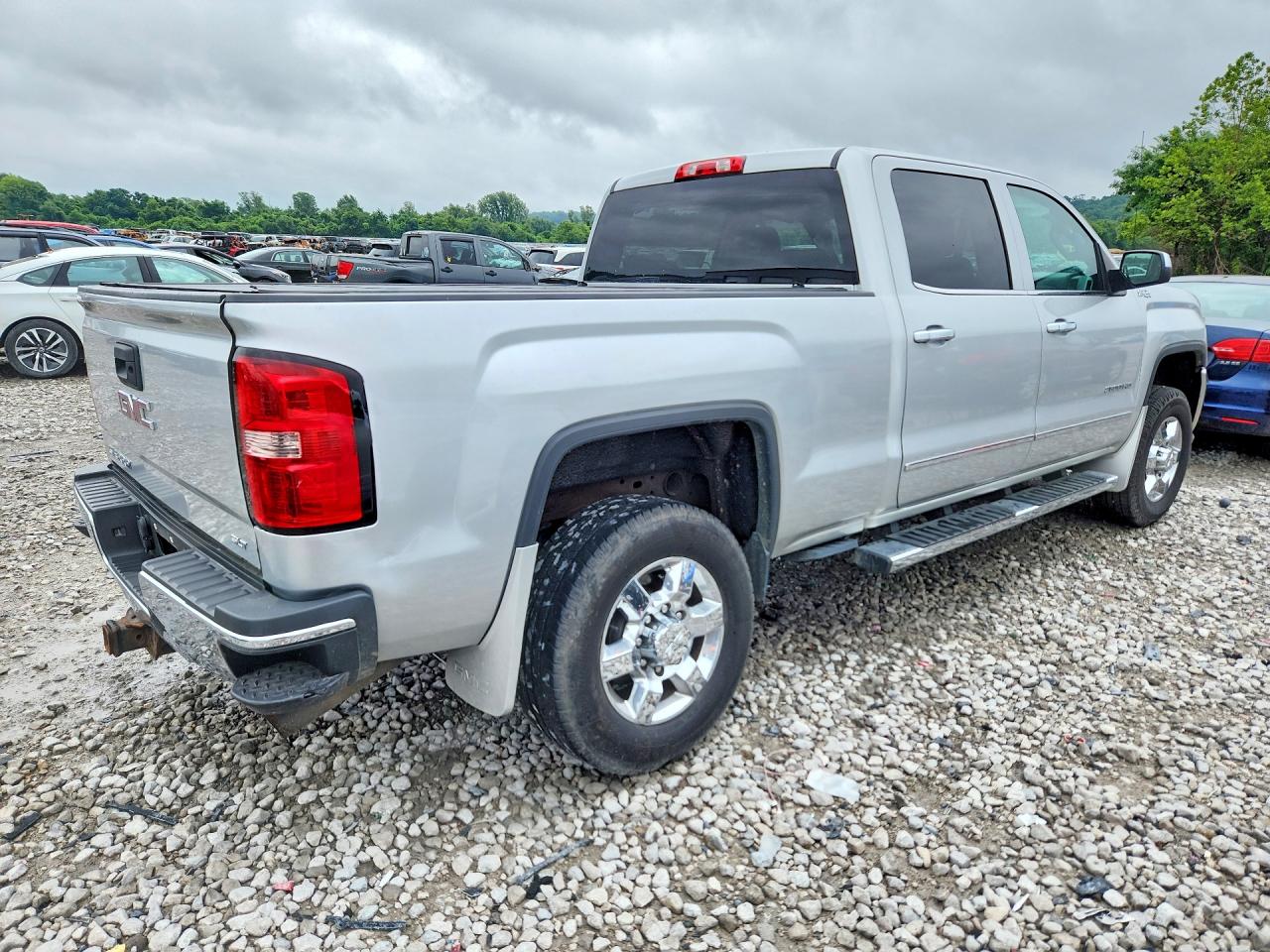 2015 GMC SIERRA