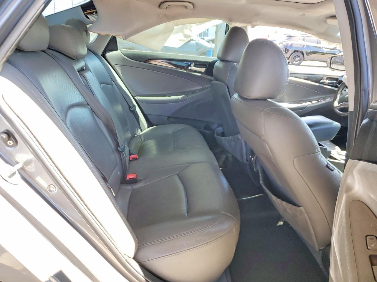 2011 HYUNDAI SONATA