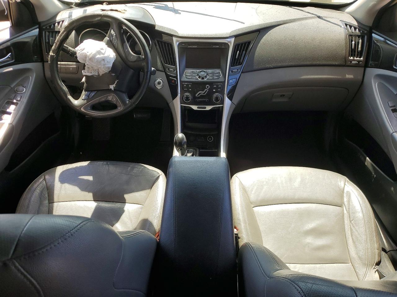 2011 HYUNDAI SONATA