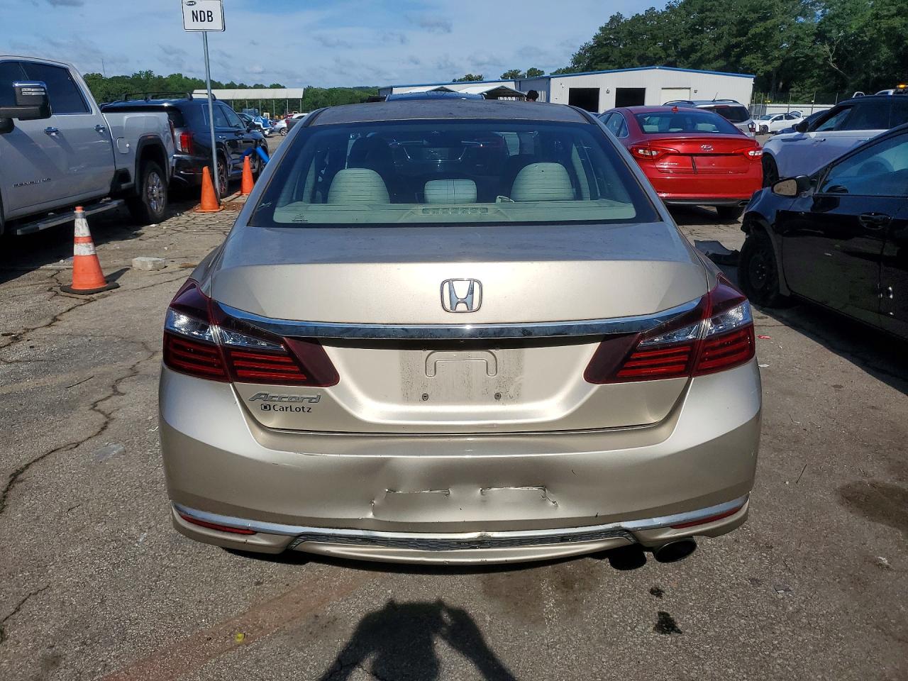 2016 HONDA ACCORD