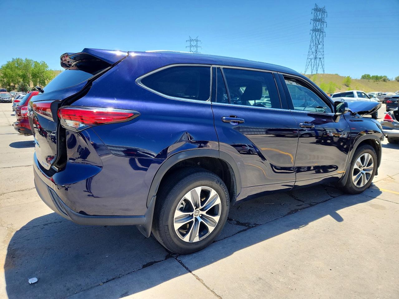 2021 TOYOTA HIGHLANDER