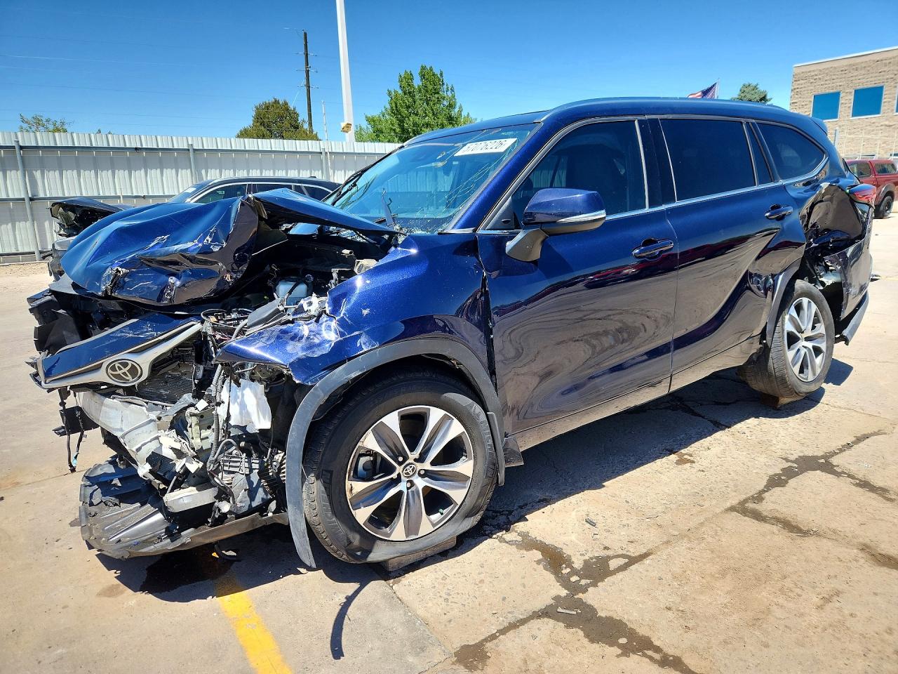 2021 TOYOTA HIGHLANDER