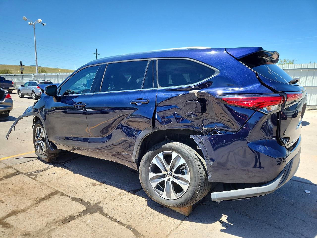 2021 TOYOTA HIGHLANDER