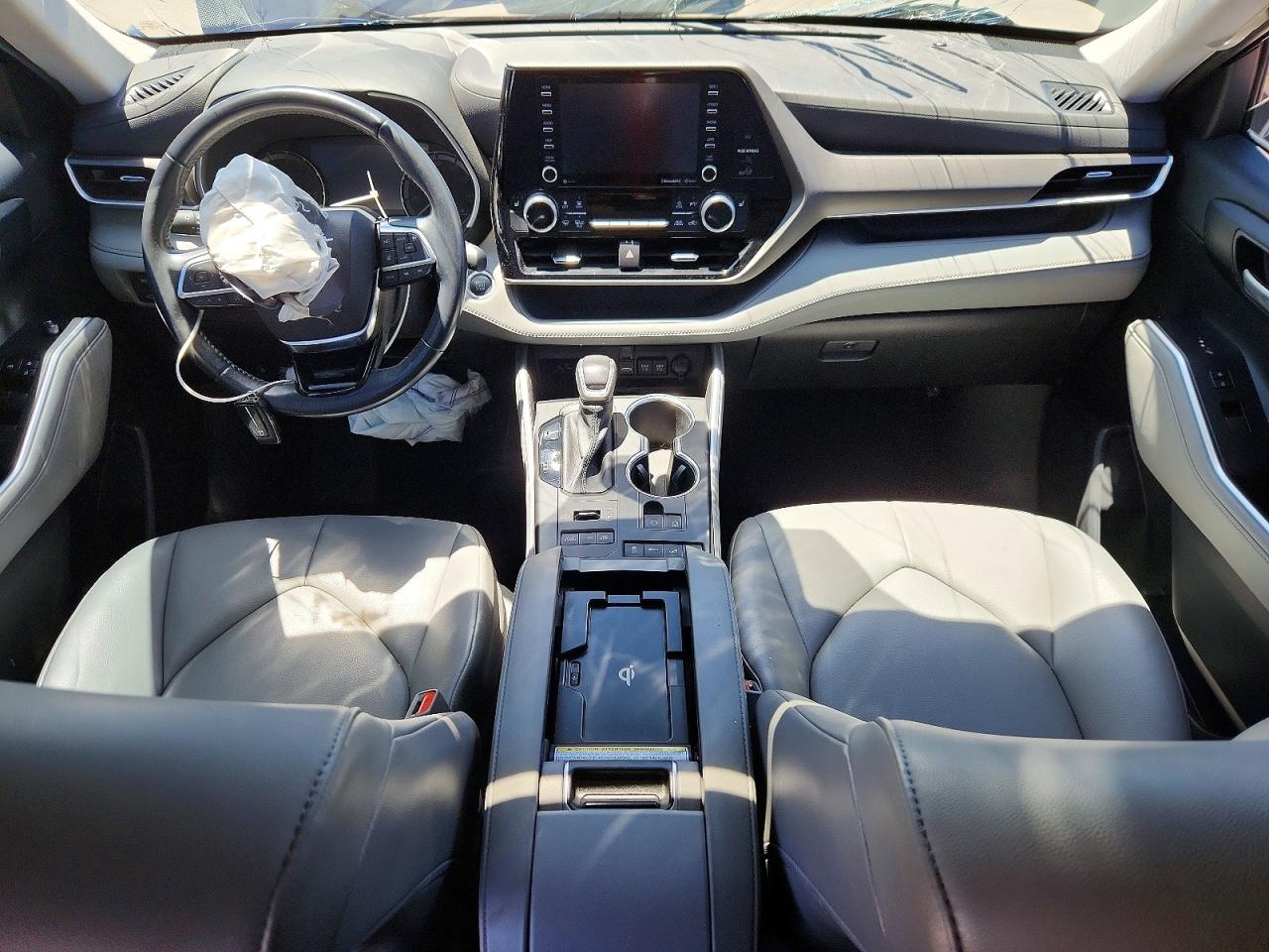 2021 TOYOTA HIGHLANDER
