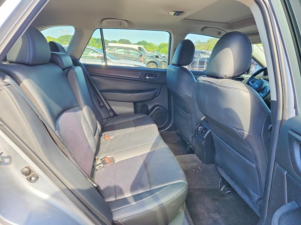 2015 SUBARU OUTBACK