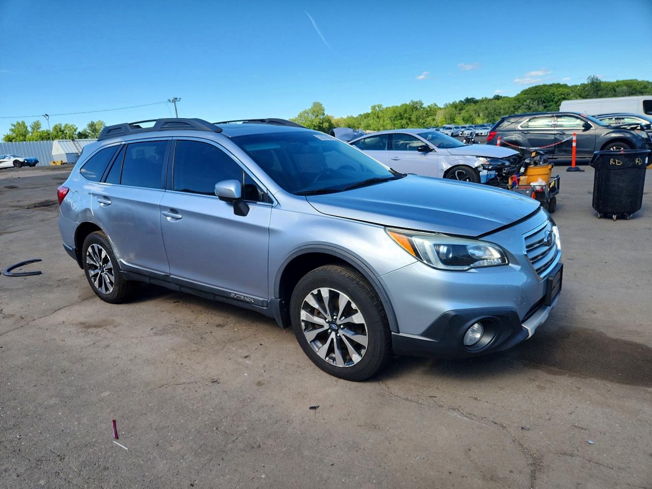 2015 SUBARU OUTBACK