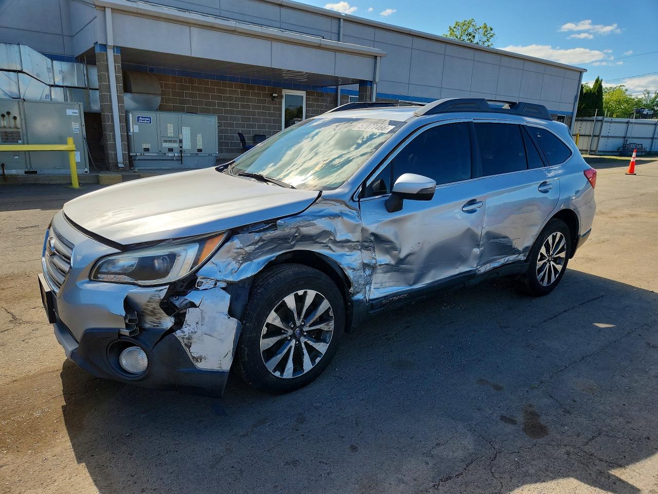 2015 SUBARU OUTBACK