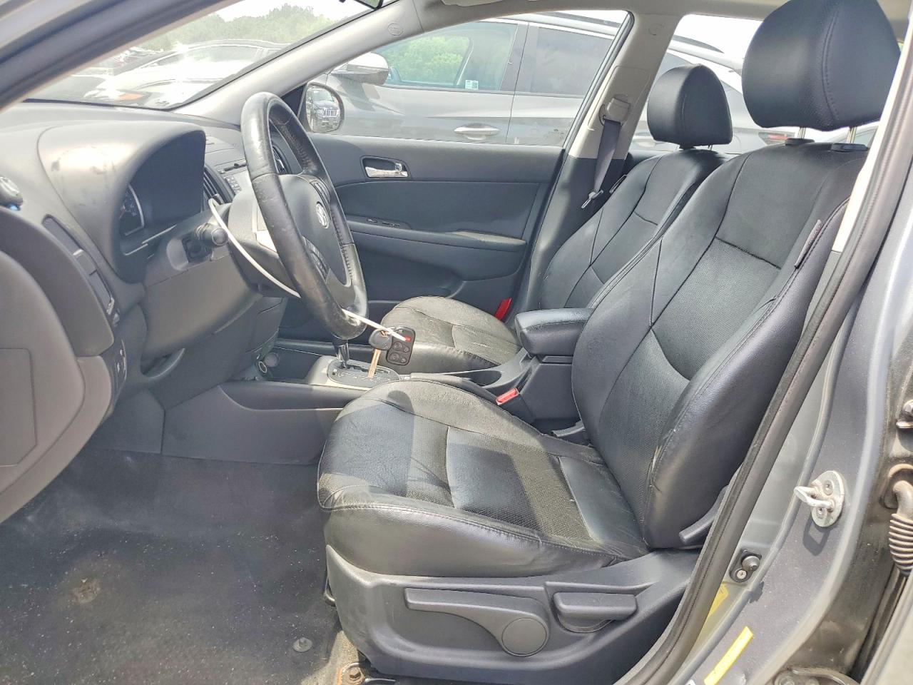 2011 HYUNDAI ELANTRA