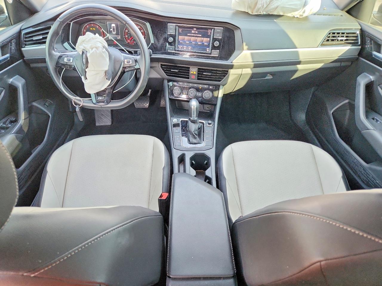 2019 VOLKSWAGEN JETTA