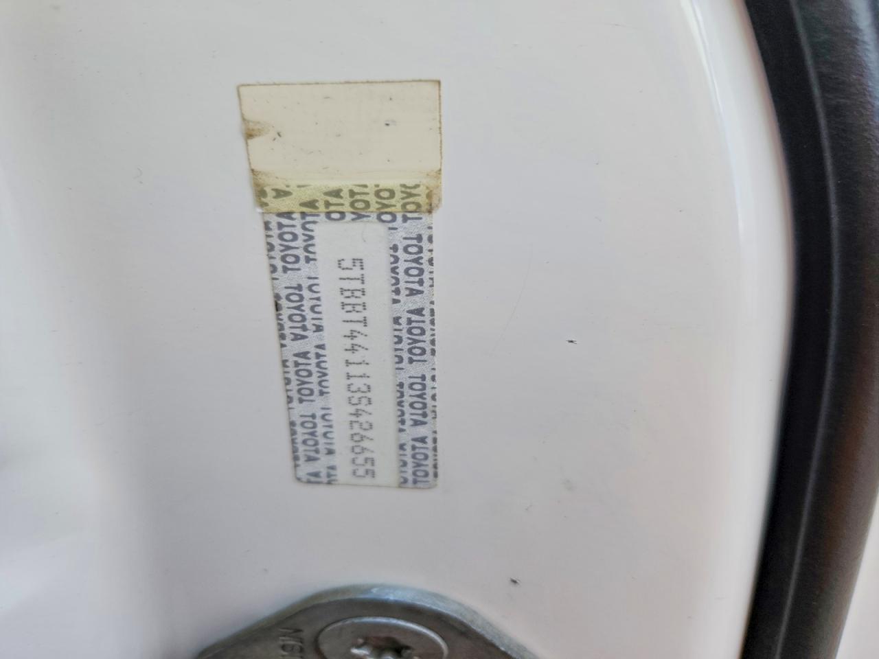 2003 TOYOTA TUNDRA