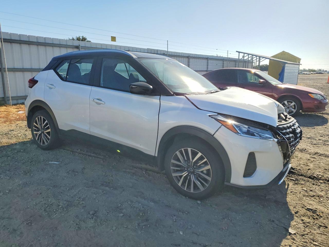 2024 NISSAN KICKS