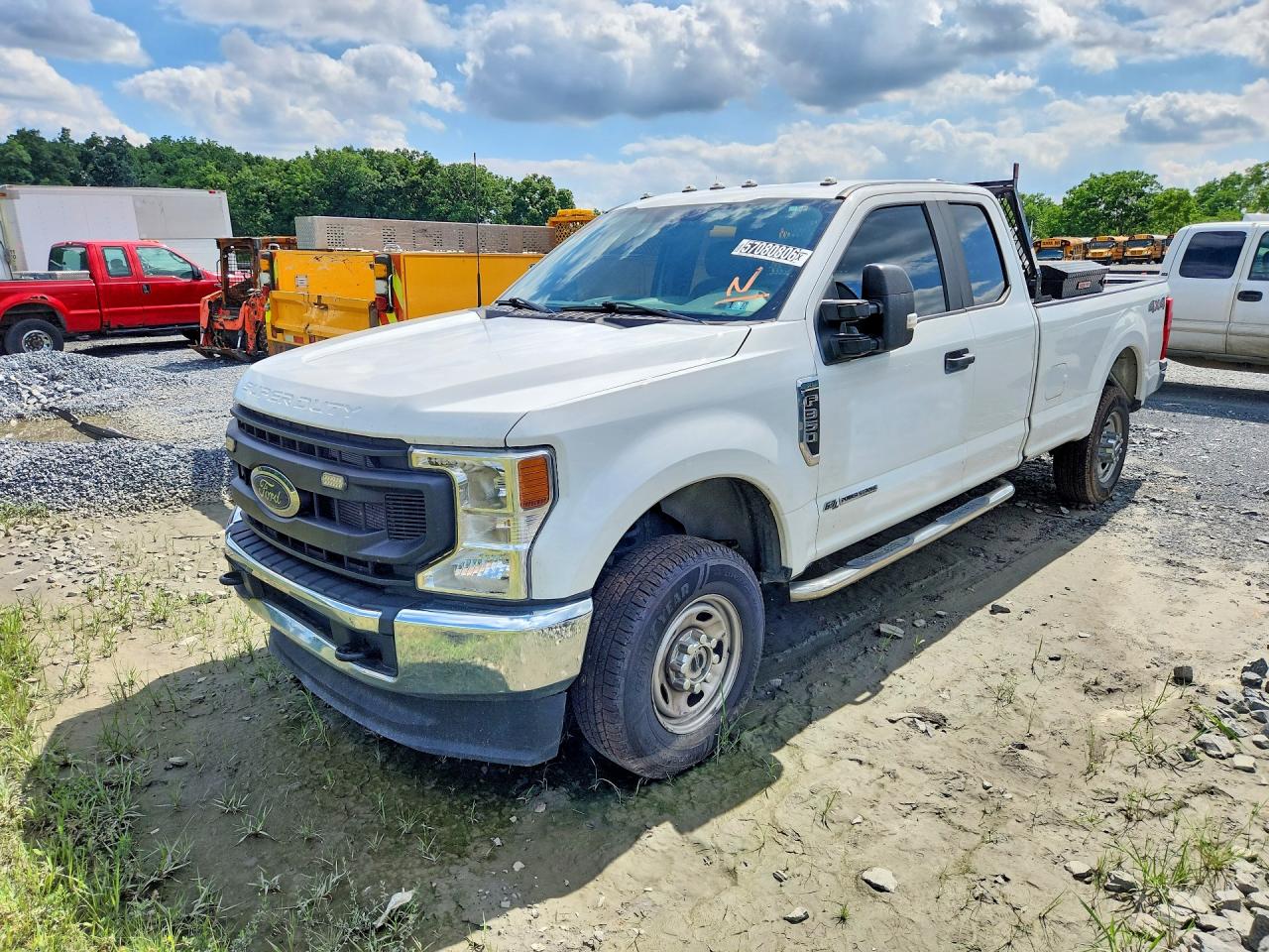 2022 FORD F350