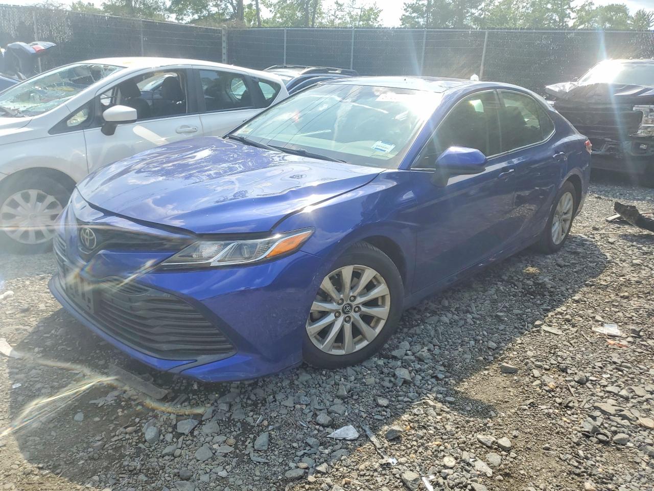 2018 TOYOTA CAMRY