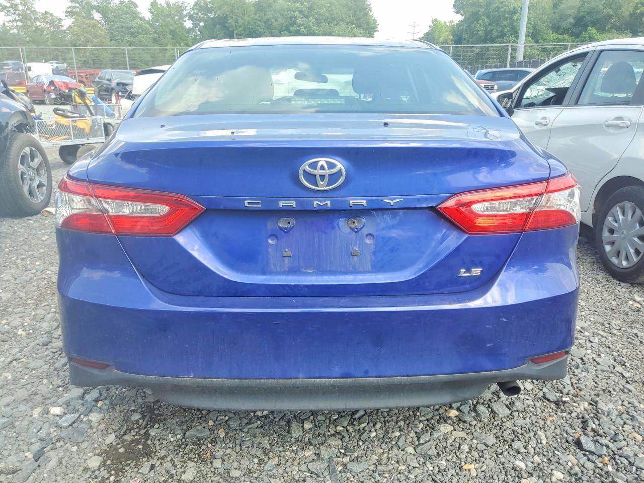 2018 TOYOTA CAMRY