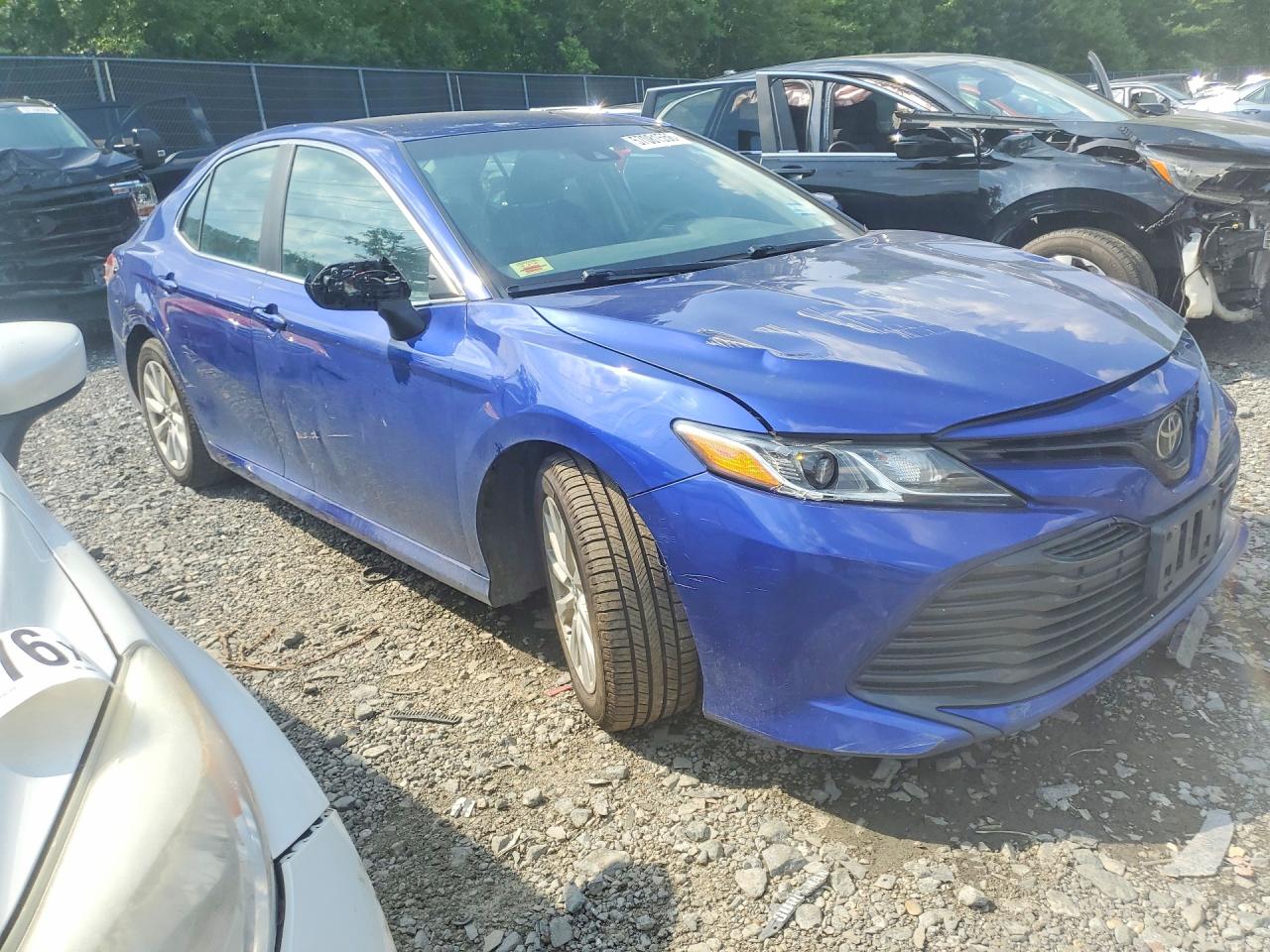 2018 TOYOTA CAMRY