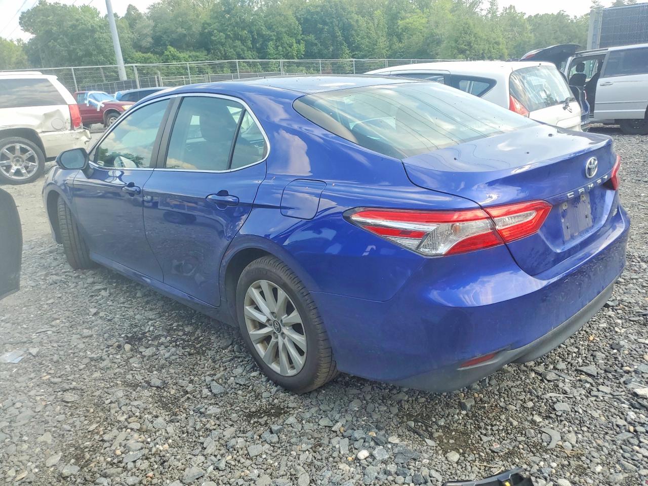2018 TOYOTA CAMRY