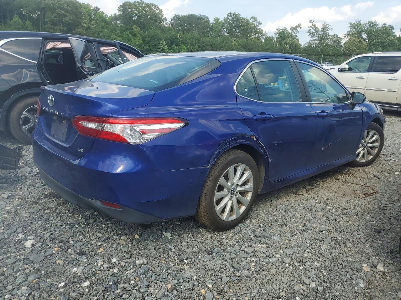 2018 TOYOTA CAMRY