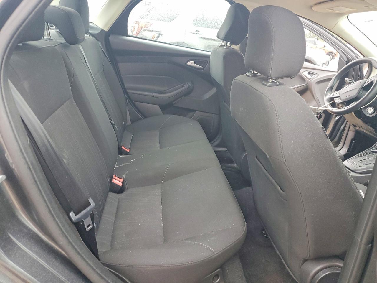 2016 FORD FOCUS