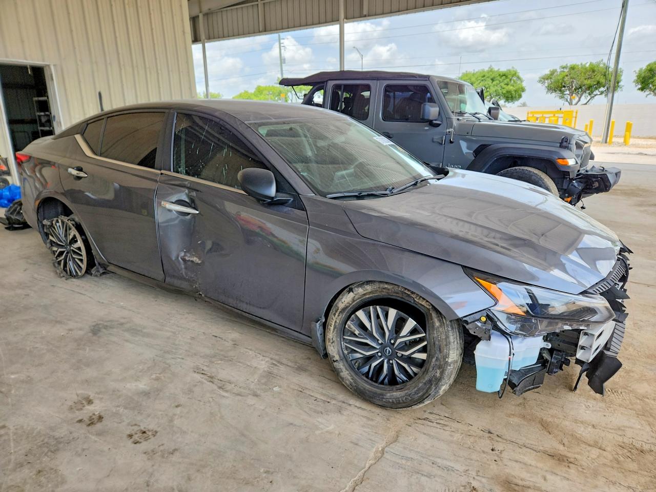 2024 NISSAN ALTIMA