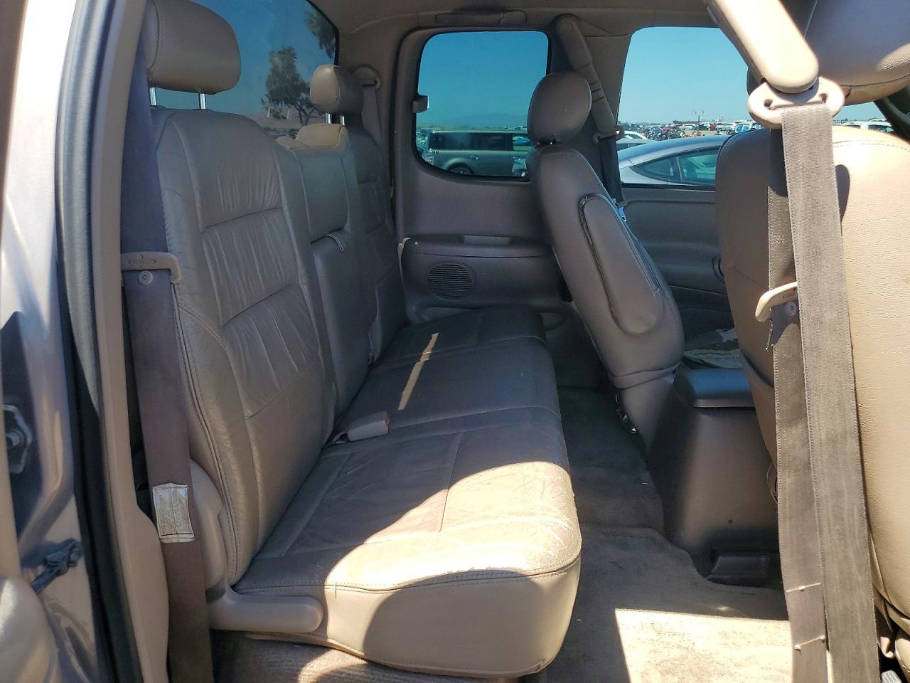 2002 TOYOTA TUNDRA