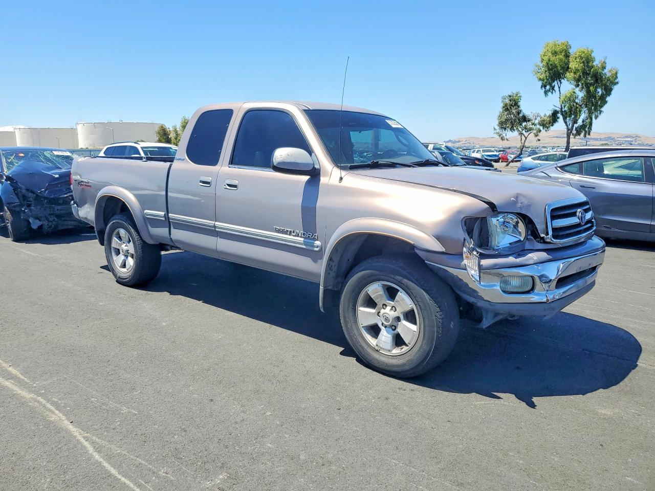 2002 TOYOTA TUNDRA
