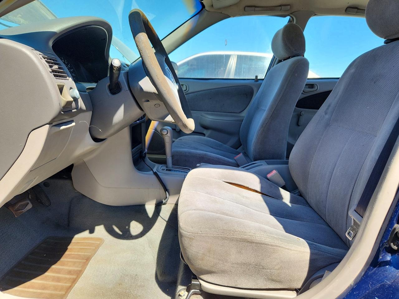 2001 TOYT COROLLA