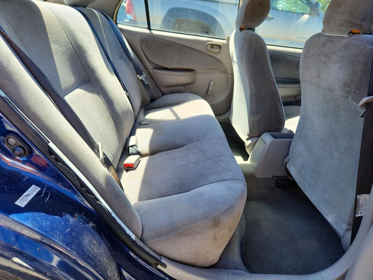 2001 TOYT COROLLA