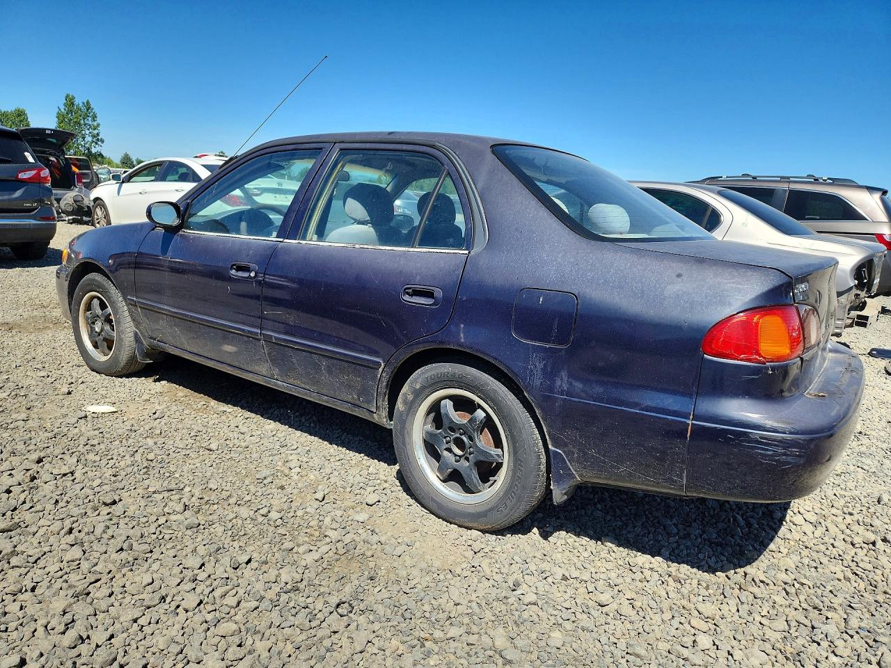2001 TOYT COROLLA