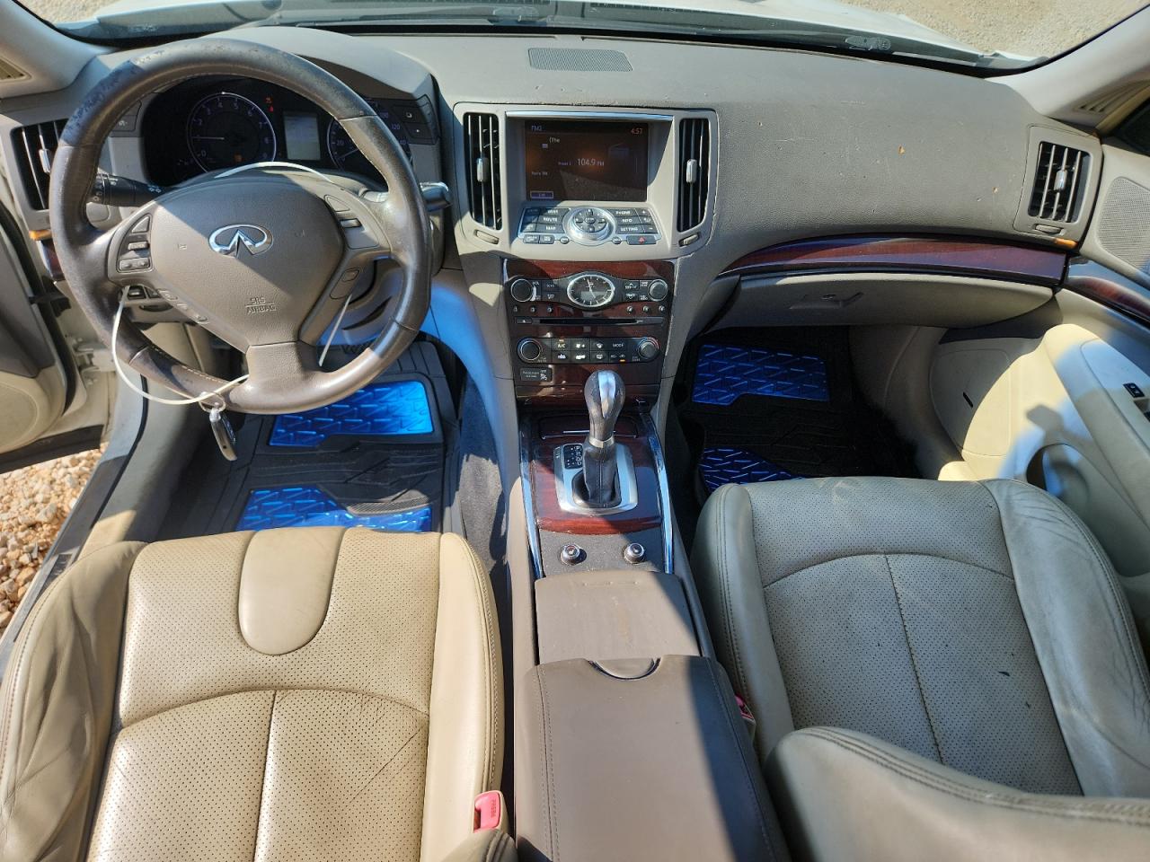 2011 INFINITI G37