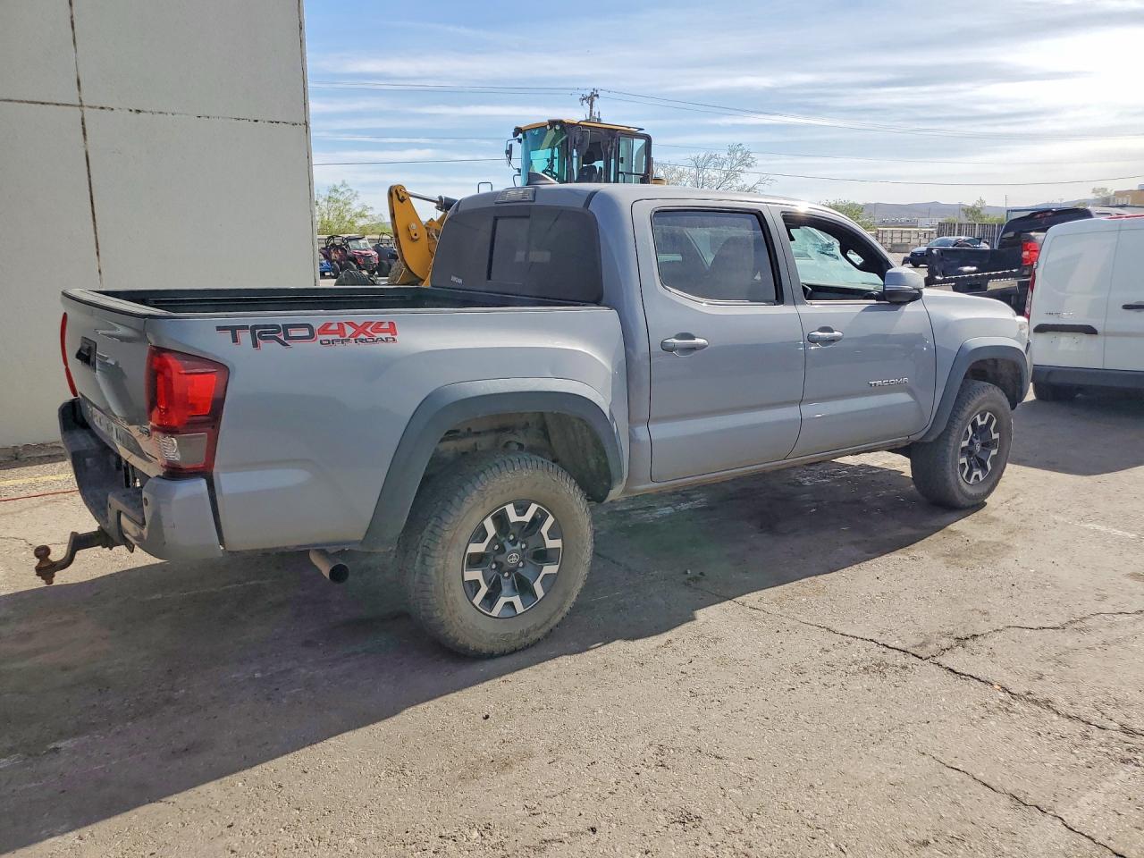 2018 TOYOTA TACOMA
