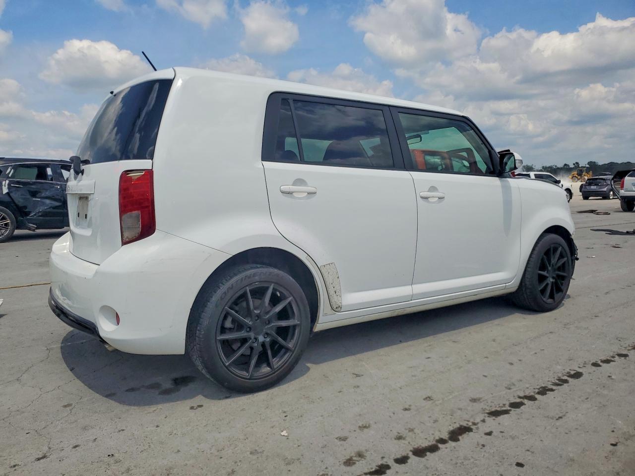 2014 SCION XB