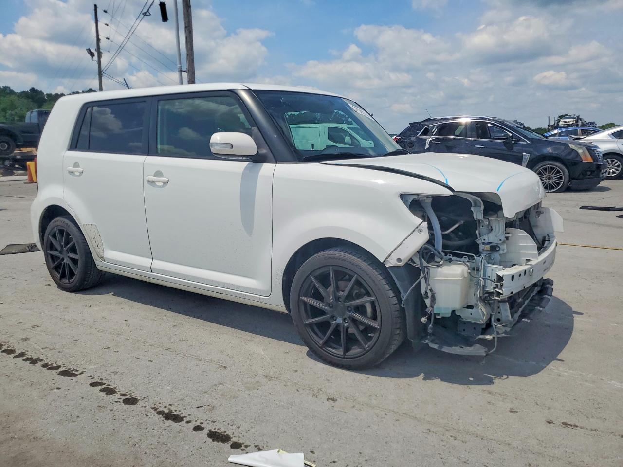 2014 SCION XB