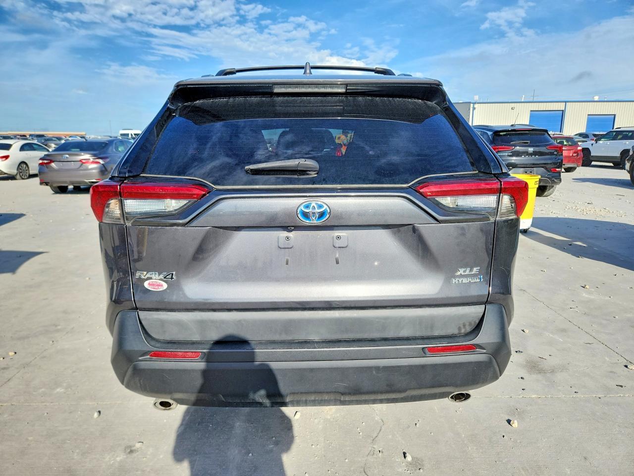 2019 TOYOTA RAV4