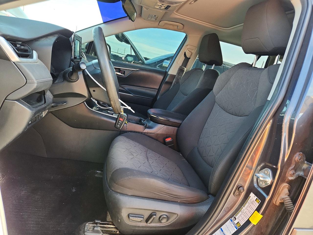 2019 TOYOTA RAV4