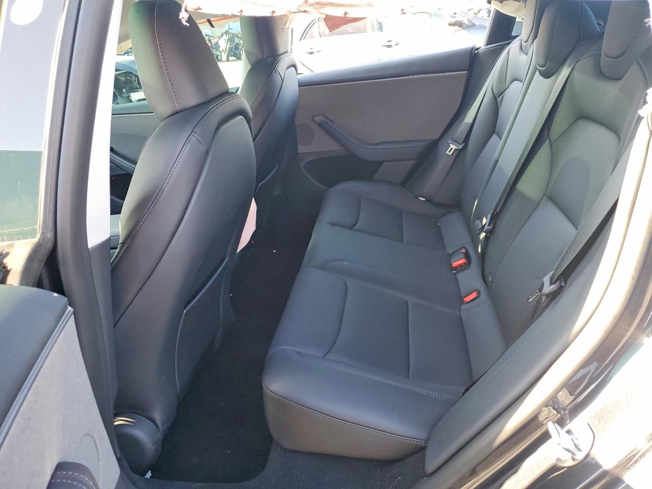 2026 TESLA MODEL 3