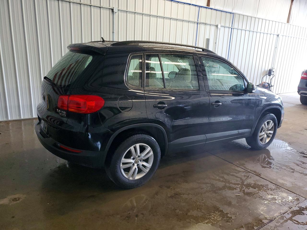2016 VOLKSWAGEN TIGUAN