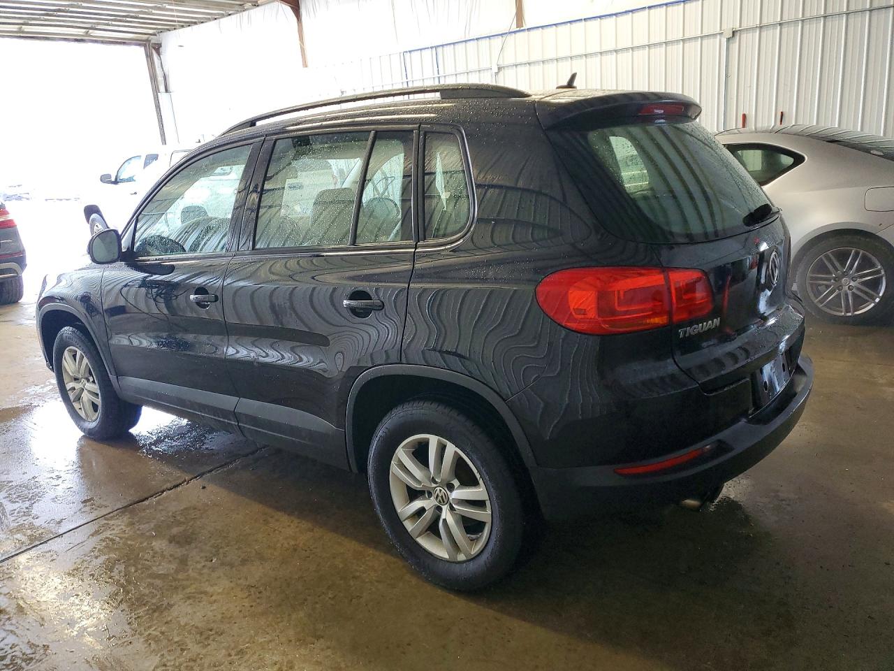 2016 VOLKSWAGEN TIGUAN
