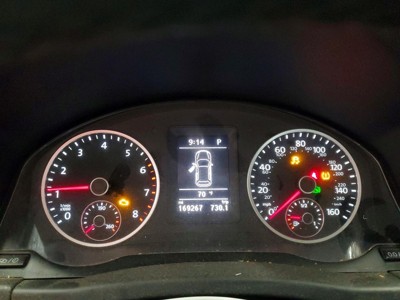 2016 VOLKSWAGEN TIGUAN