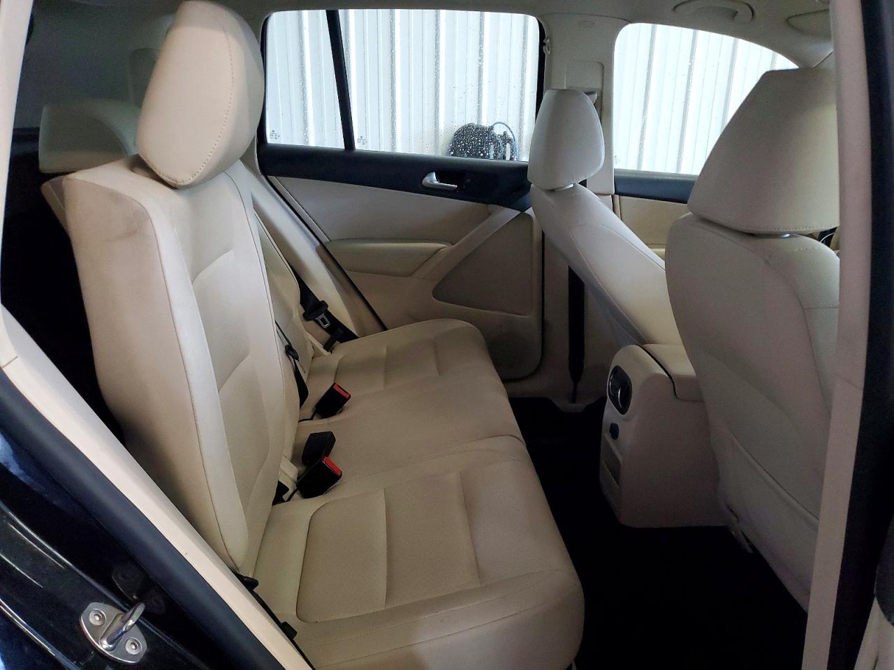 2016 VOLKSWAGEN TIGUAN
