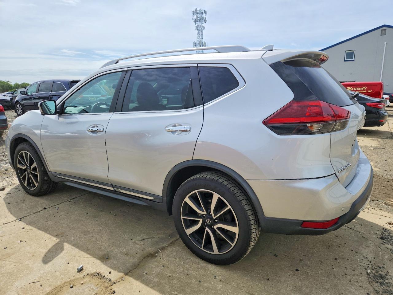 2019 NISSAN ROGUE