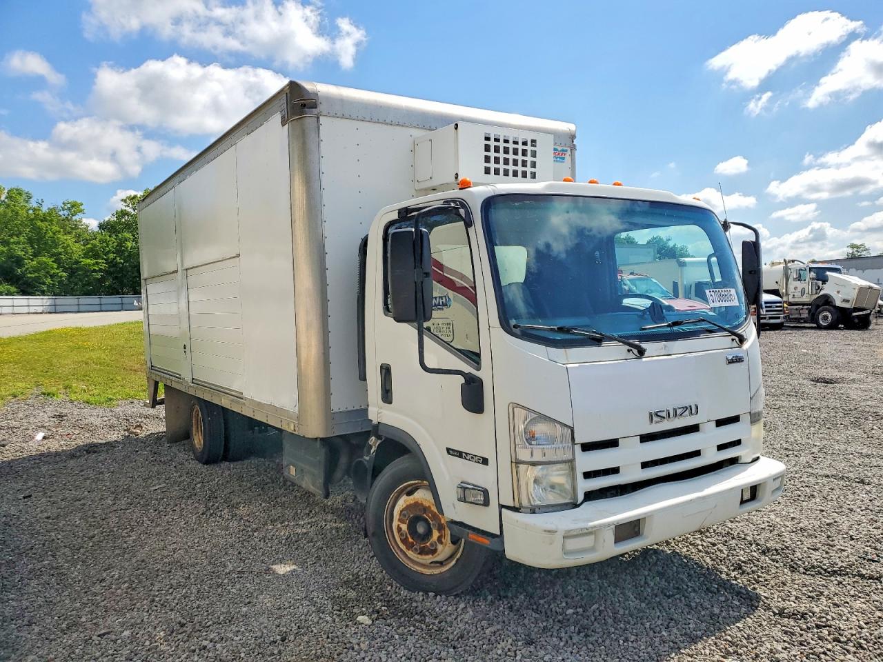 2014 ISUZU NQR