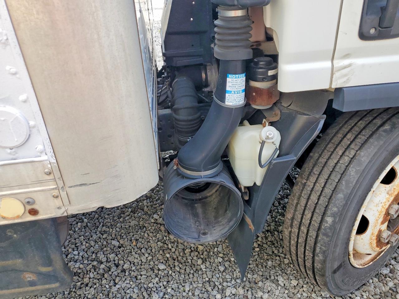2014 ISUZU NQR