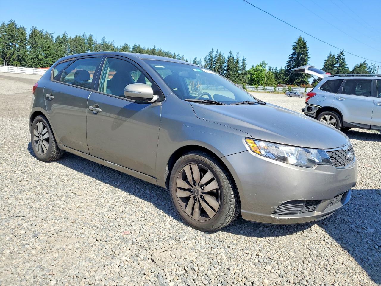 2013 KIA FORTE